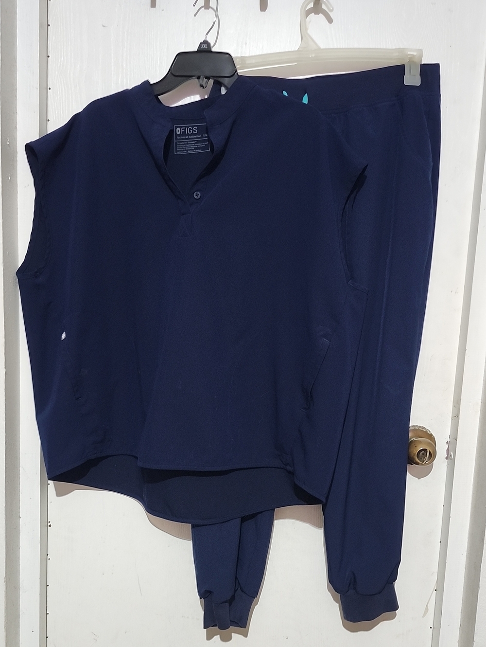 Figs Navy Women's Track Jogger Set